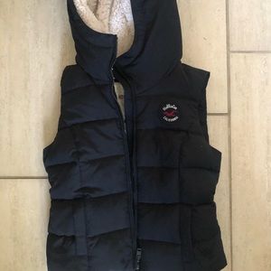 Hollister puffer vest